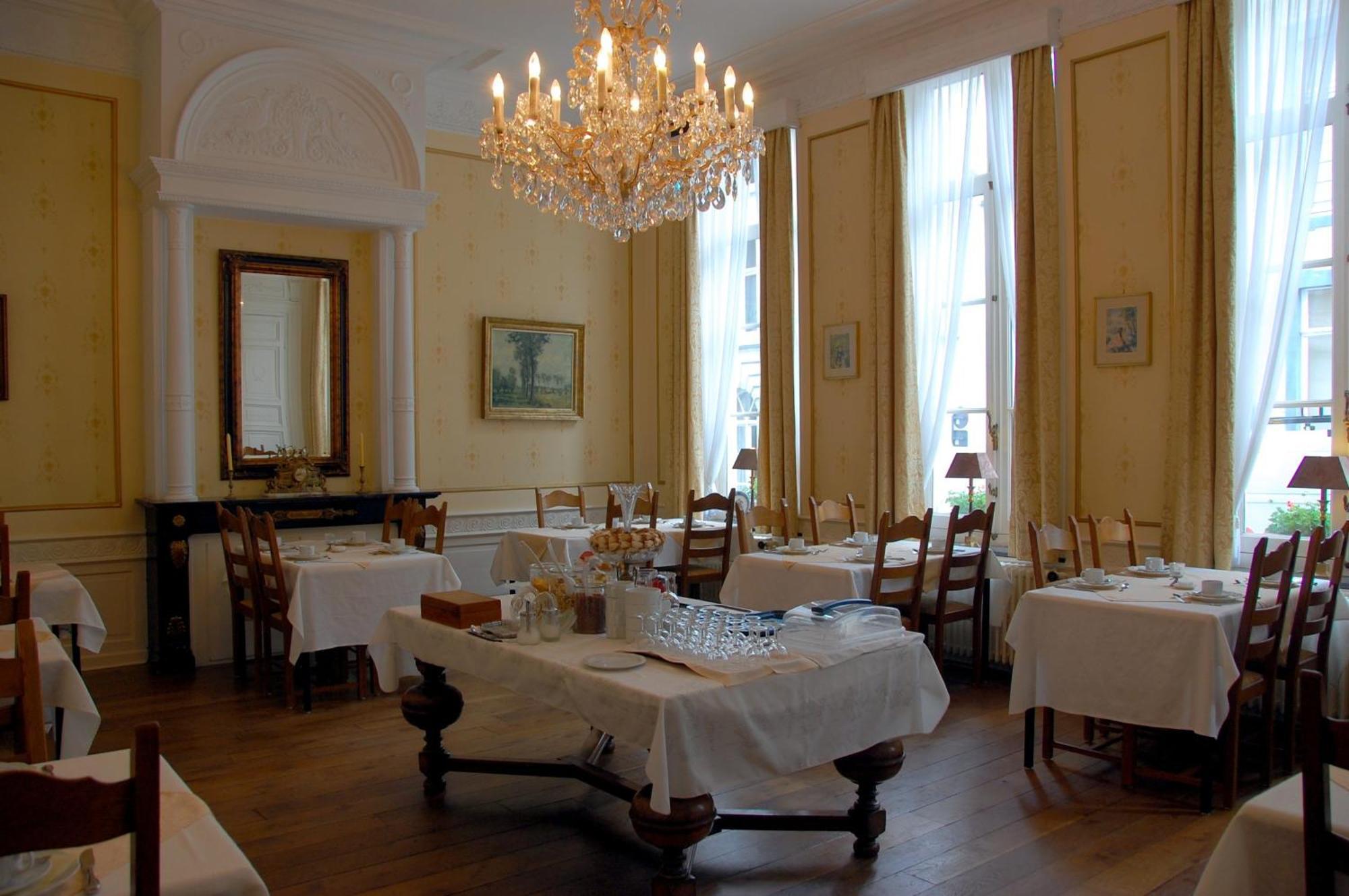 ברוז' Hotel Patritius מראה חיצוני תמונה